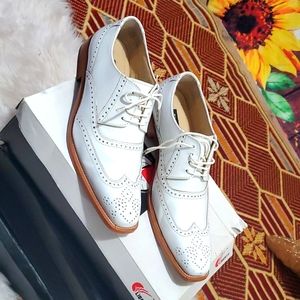 Men shoes use  off white